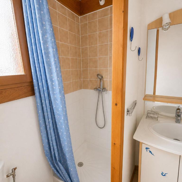 Maison 4 personnes Village Khelus - Maison 2 Chambres - 15