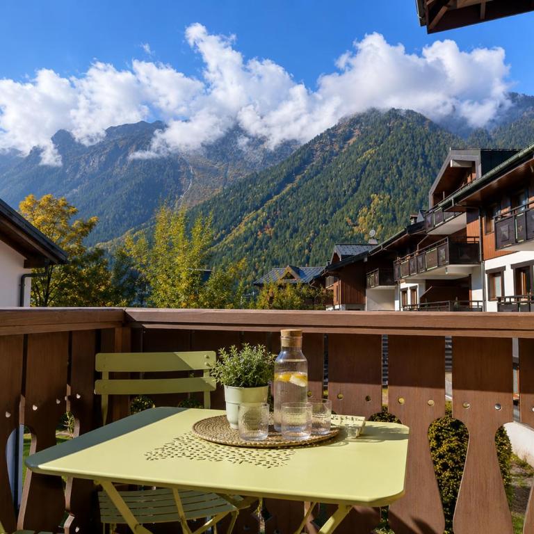Au cœur de Chamonix – La Ginabelle, Calme avec Piscine, Sauna & Garage - Apartment mit 2 Schlafzimmern - 1