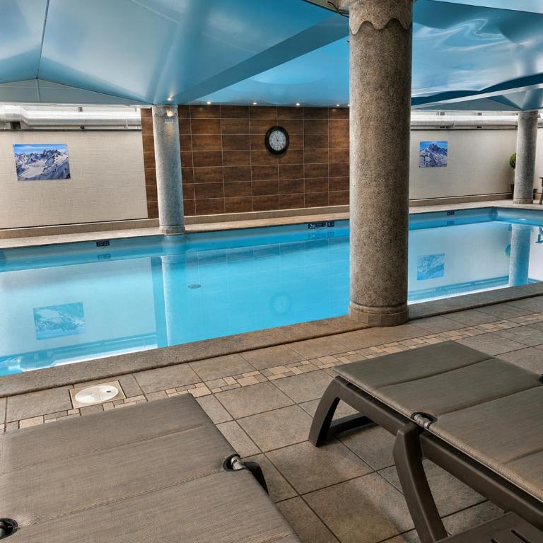 Au cœur de Chamonix – La Ginabelle, Calme avec Piscine, Sauna & Garage - Apartment mit 2 Schlafzimmern - 21