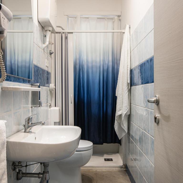 Aulino House - Double Room with Private External Bathroom - 6