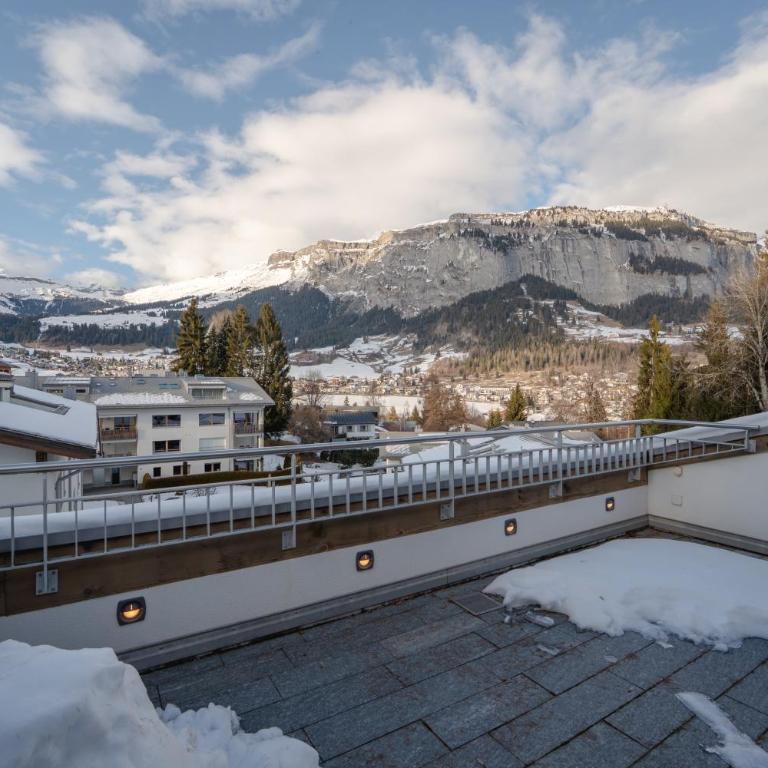 4 Bedroom Penthouse Apt in Flims Waldhaus - Apartment - 6