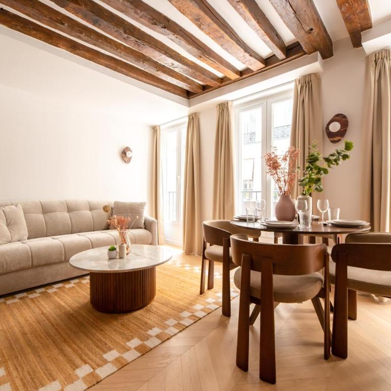 Chic Apartment in Paris Center - with AC - One-Bedroom Apartment - 1