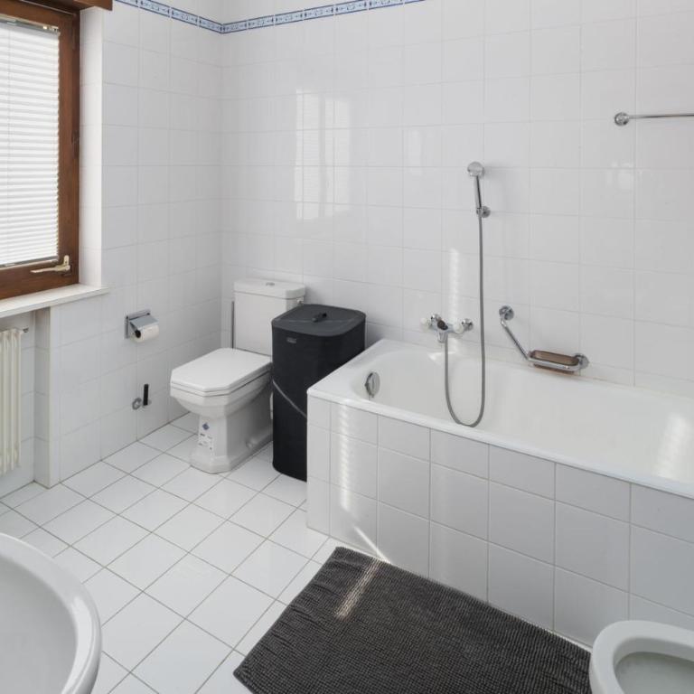 Appartement de famille spacieux en bordure du Ballesteros - Ferienhaus mit 4 Zimmern - 11