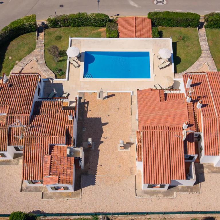 Villa Noelia - Magnificent Sea Views & Close to the beach - Villa - 10