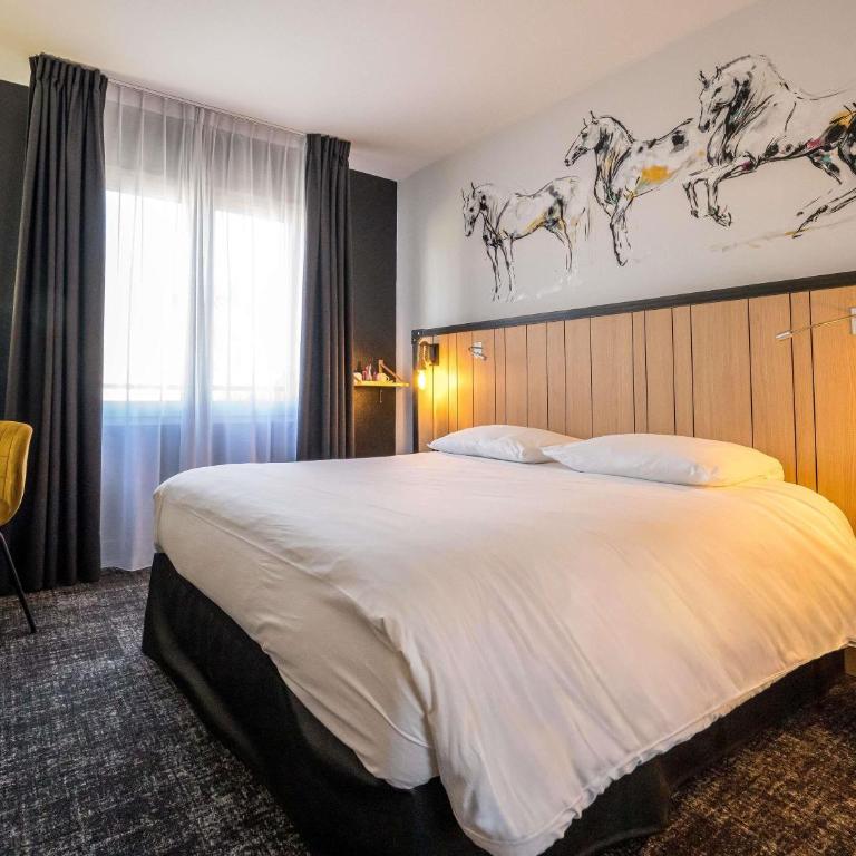 Mercure Bords de Loire Saumur - Chambre Lit Queen-Size Classique - 7