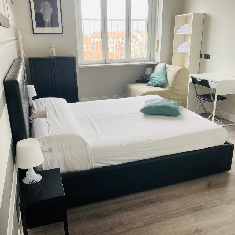 FRESH HOME - Two-Bedroom Apartment - 30