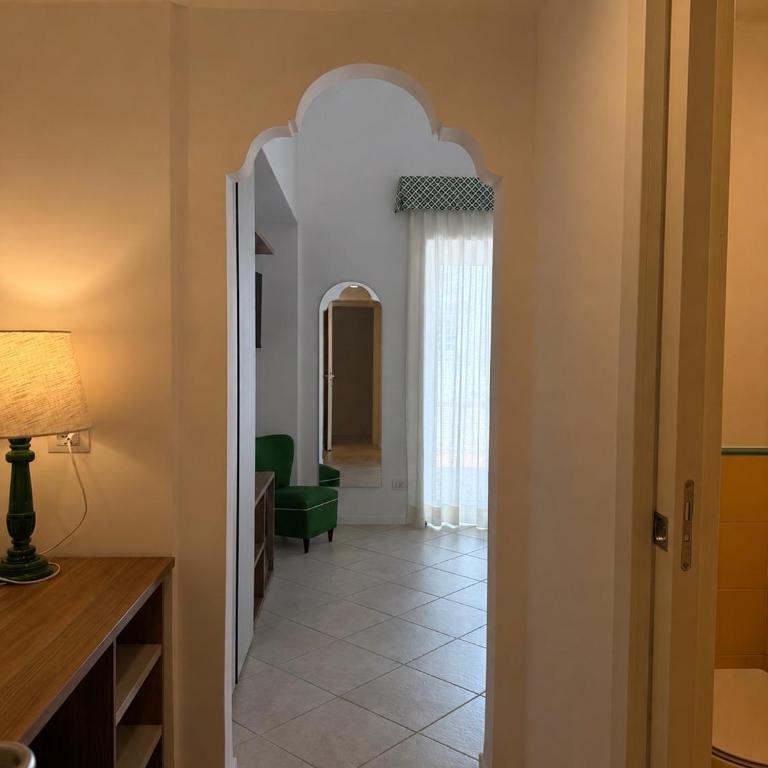 Ciao Capri - King Room with Sea View - 2