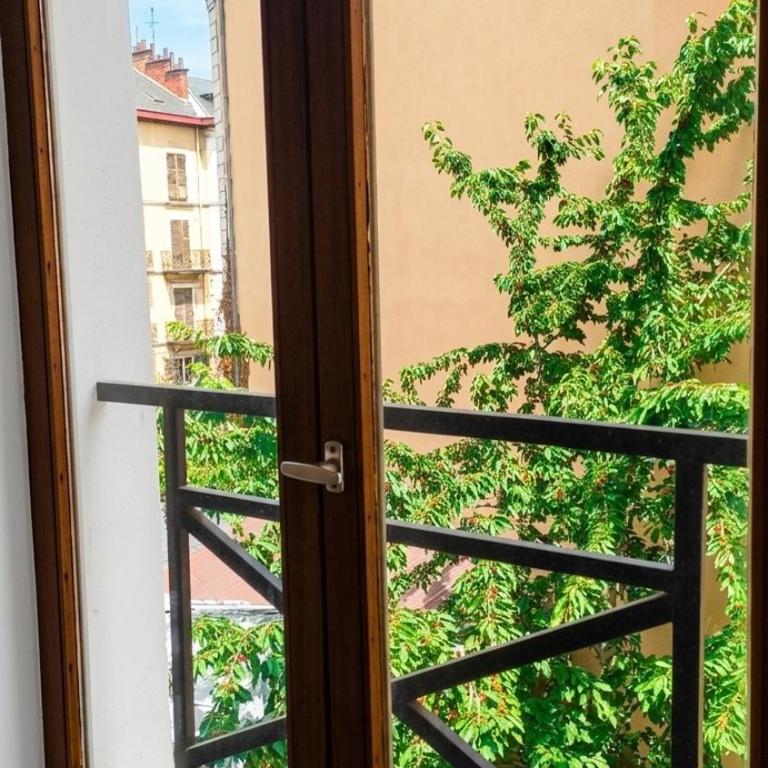 Appartement cosy avec charme historique - Two-Bedroom Apartment - 9