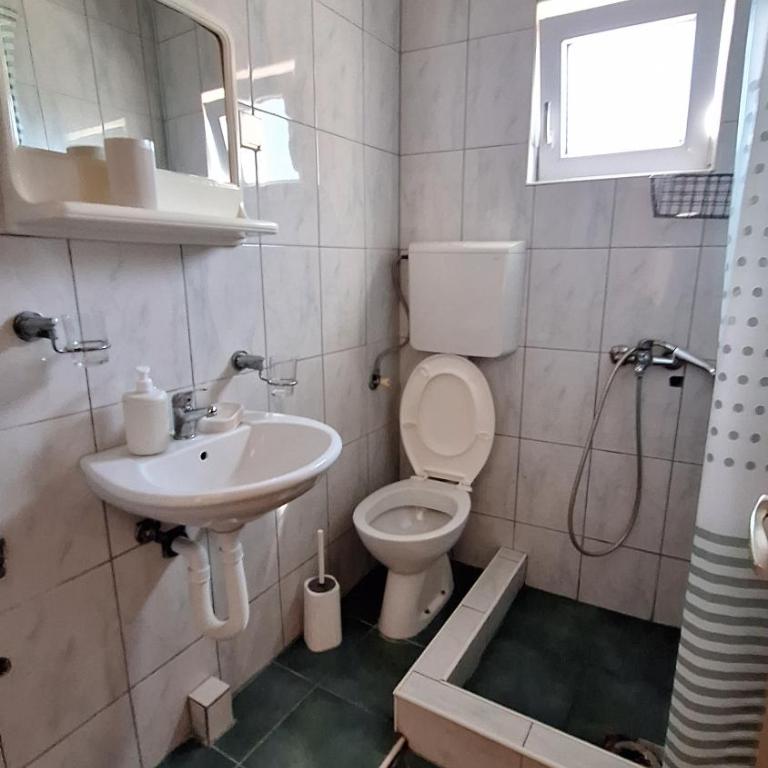 Ivanovic Family Studio Apartments - Studio with Terrace - 1