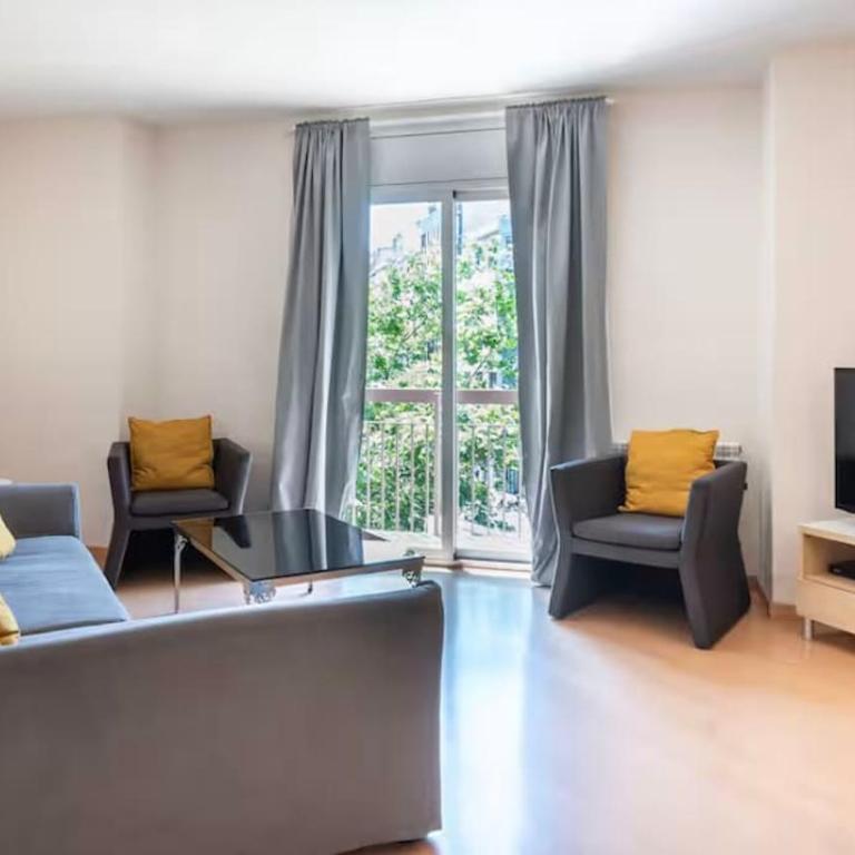 City Centre Eixample with parking - Apartamento de 3 dormitorios con vistas - 1