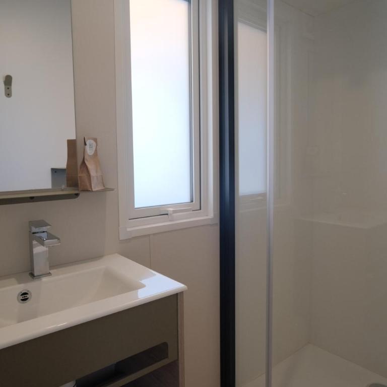 Camping les Tamaris *** - Mobile Home 4 Places Premium Colline - 8