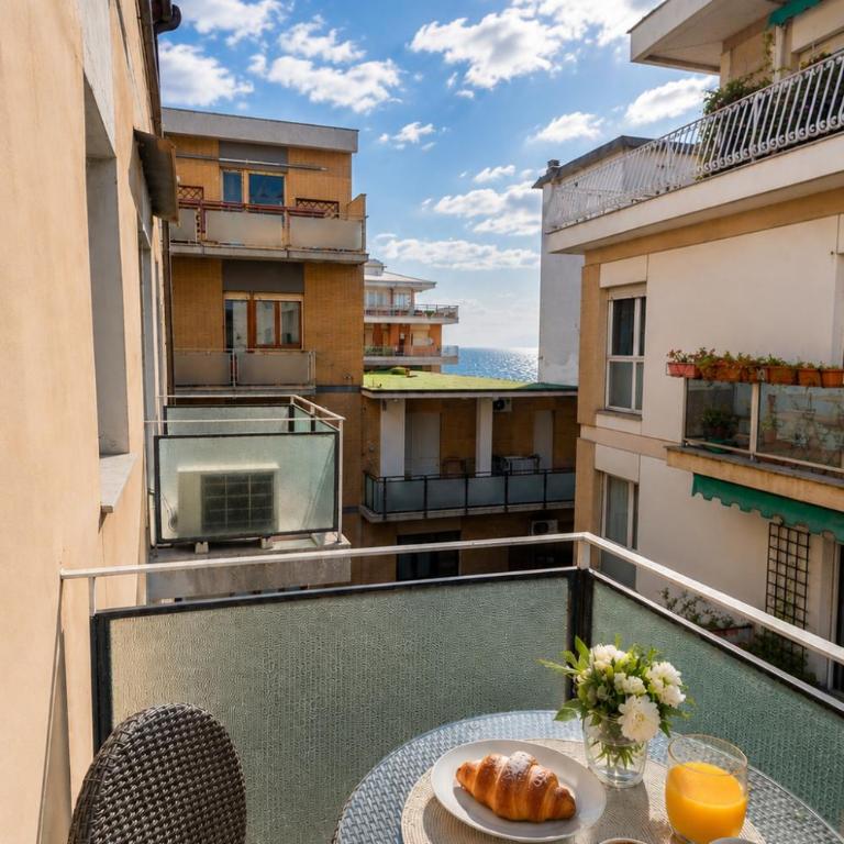 80m dal Mare, Offerta Estate, 2 Suite Vista Mare in Centro a Pescara - Appartamento con 2 Camere da Letto e Vista Mare - 10
