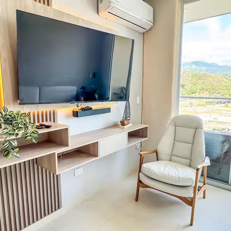 Apto de Lujo 2 Hab con Balcón y Vista al Mar - Two-Bedroom Apartment - 2