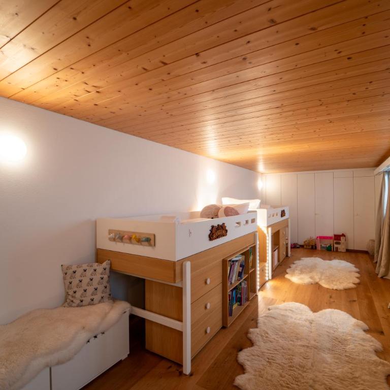 Luxury Chalet in Laax with Stunning Views - Chalet - 14