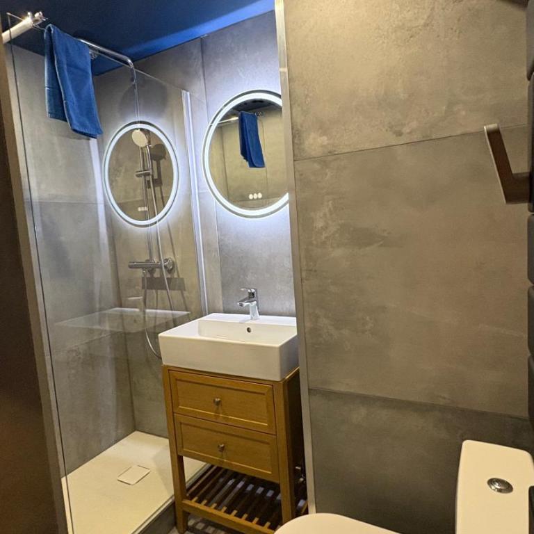 Les Appartements de Maé - Suite Familiale avec Balcon - 10