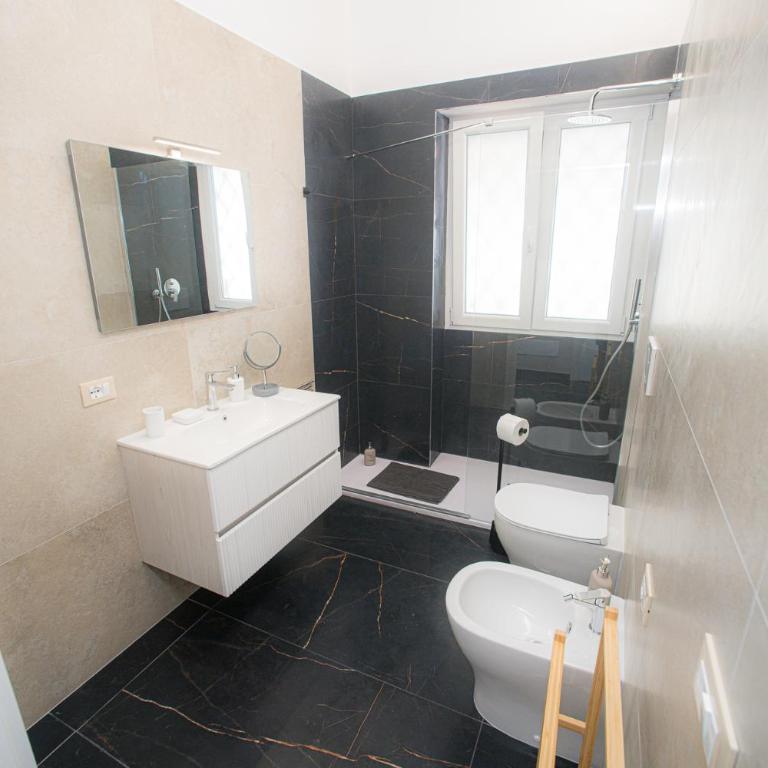 PataPam luminosissimo monolocale Lido di Roma - Two-Bedroom Apartment - 6