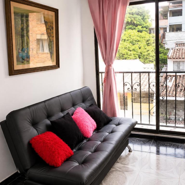 Aparta Suites Torre de Prado 401 Apartamento para 6 Personas - Two-Bedroom Apartment - 5