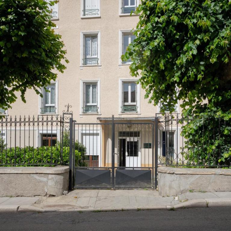 Studio meublé en face des Thermes - Superior Studio - 25