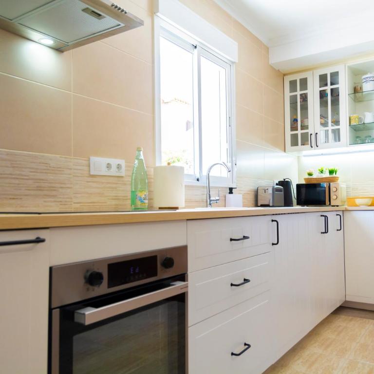 House with private pool and garden - 6pax - 5 min to the beach By Marina Alta Holidays - Casa de 3 dormitorios - 22