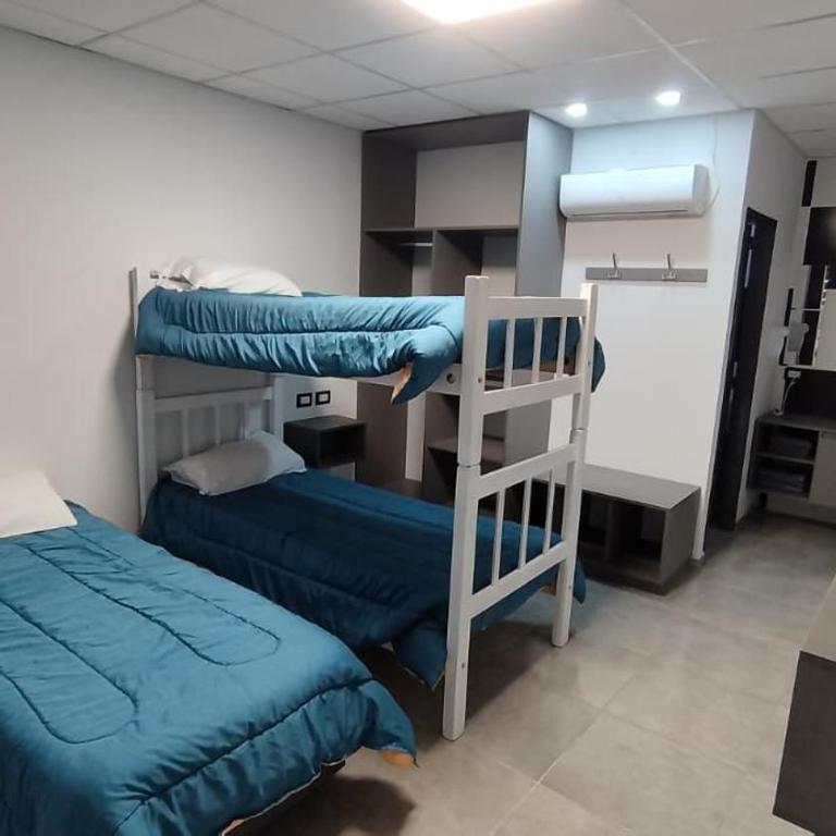 Punto de encuentro - Habitación Triple - 6
