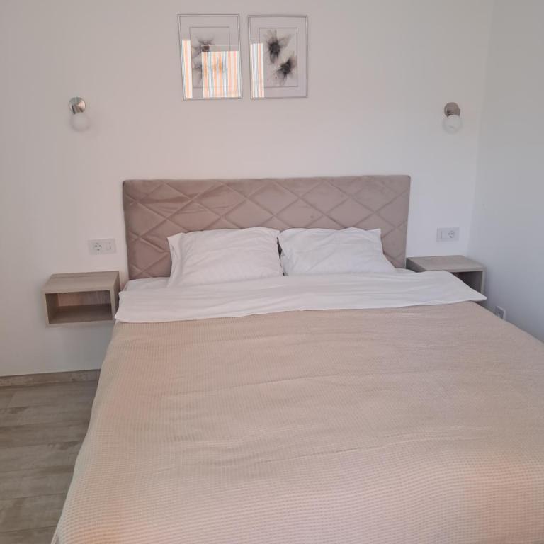 Apartmani Račeta - Doppelzimmer mit Balkon - 4