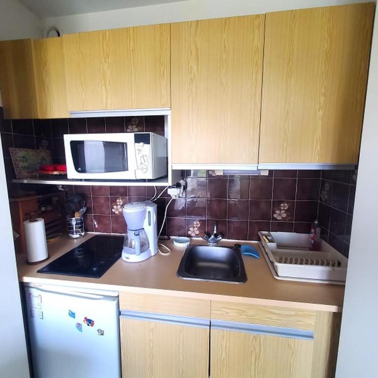 Vittoria Immobilier 8 - REGLEMENT SUR PLACE - chèques vacances acceptés - Studio with Sea View - 6