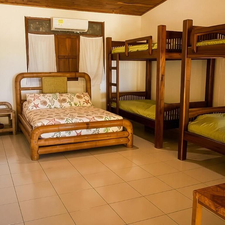 Vicky Island Beach House in the Rosario Islands - Five-Bedroom House - 19