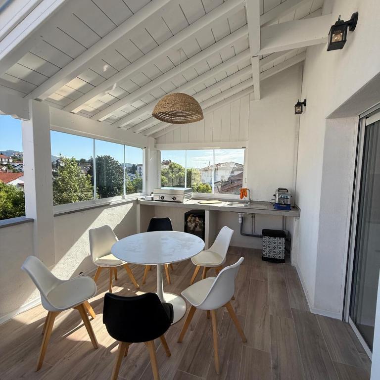 Le Loft Basque Hendaye - Terrasse cuisine 36m2 - clim - Appartement 3 Chambres - 81