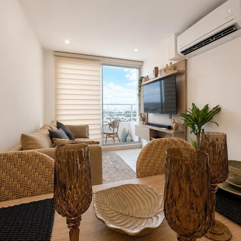 Mediterranean Coastal Suite, Sea View & Pool - Three-Bedroom Apartment with Sea View - 1