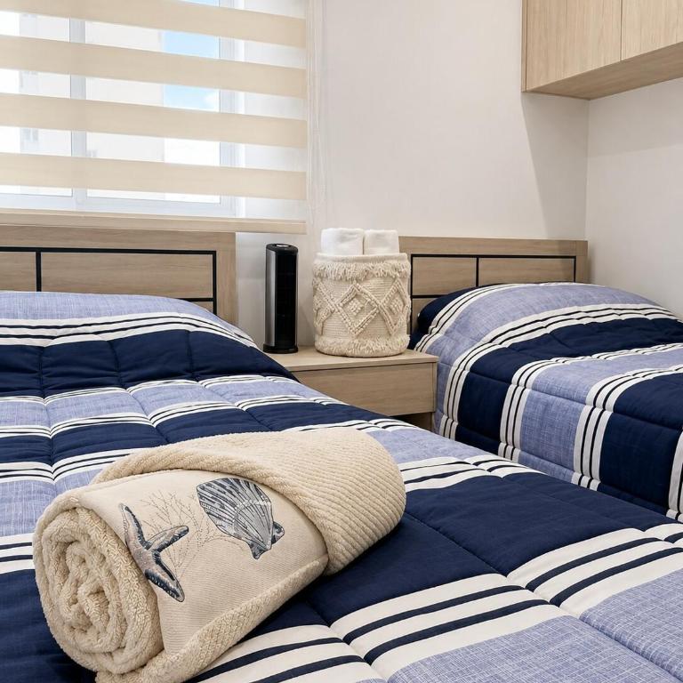 Mediterranean Coastal Suite, Sea View & Pool - Three-Bedroom Apartment with Sea View - 10