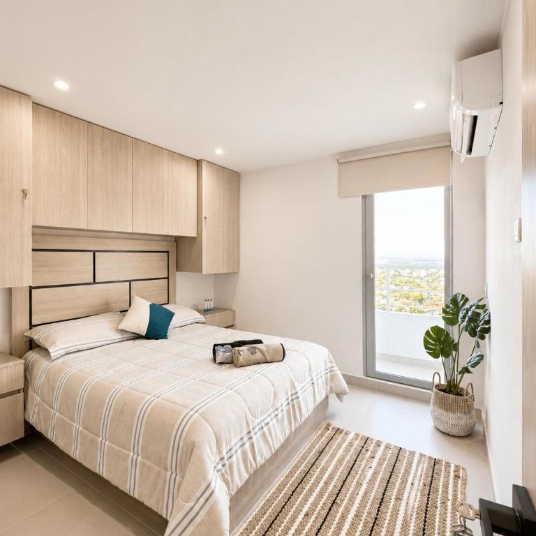 Mediterranean Coastal Suite, Sea View & Pool - Three-Bedroom Apartment with Sea View - 12