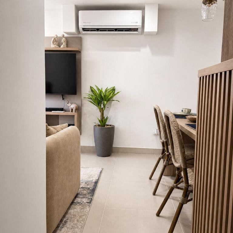 Mediterranean Coastal Suite, Sea View & Pool - Three-Bedroom Apartment with Sea View - 20