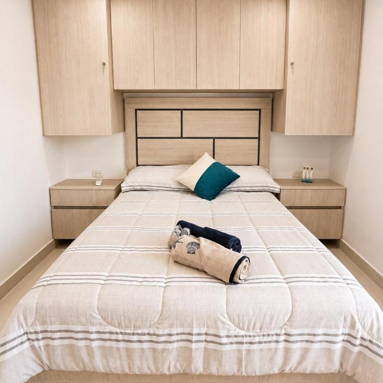 Mediterranean Coastal Suite, Sea View & Pool - Three-Bedroom Apartment with Sea View - 26