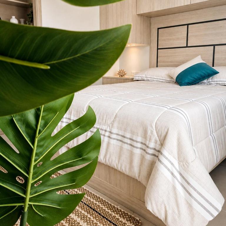 Mediterranean Coastal Suite, Sea View & Pool - Three-Bedroom Apartment with Sea View - 41