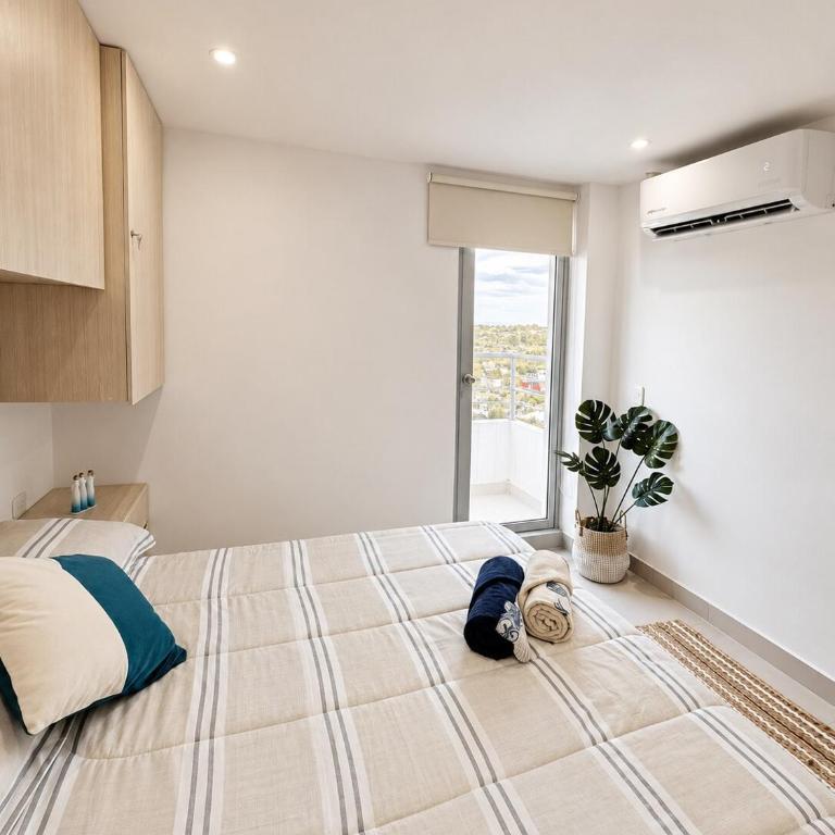 Mediterranean Coastal Suite, Sea View & Pool - Three-Bedroom Apartment with Sea View - 53