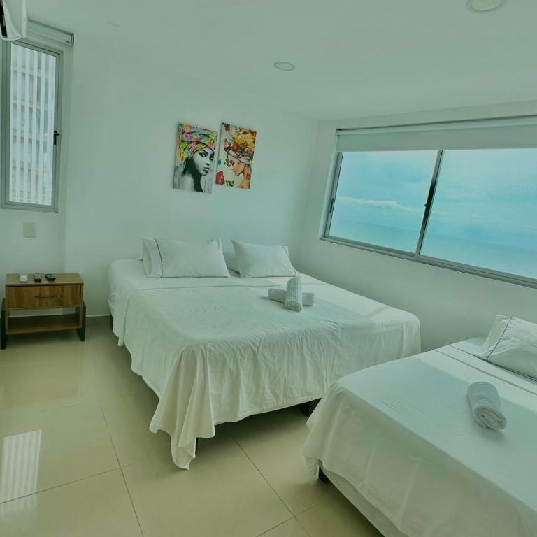 Apto en bocagrande con vista al mas piso 22 - Two-Bedroom Apartment - 2