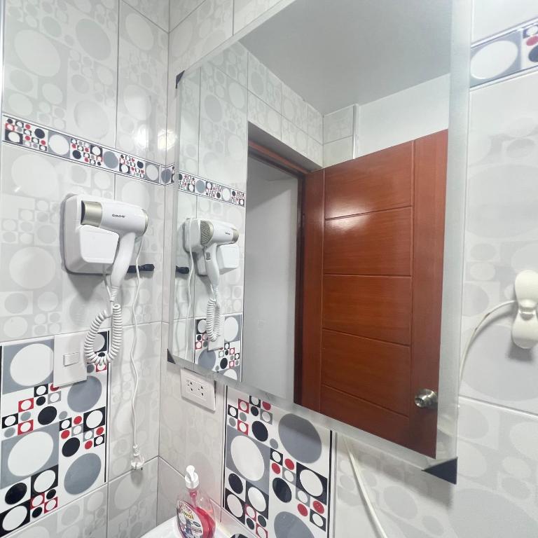 Depamia - One-Bedroom Apartment with Balcony - 5
