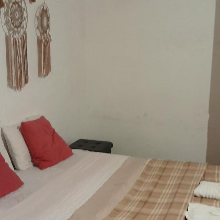 Atardecer en el Río posada - Habitación Familiar con baño privado - 11