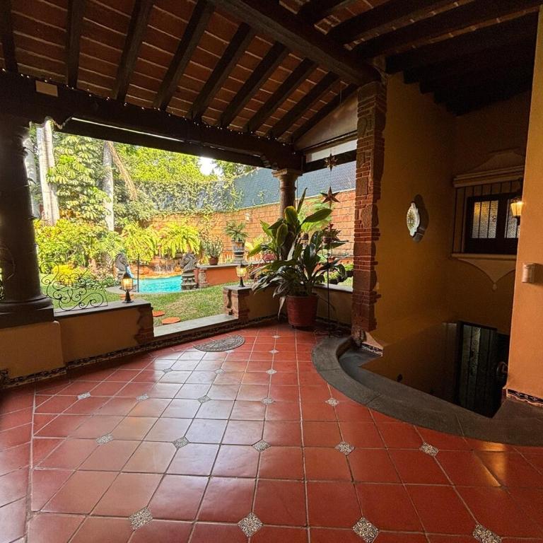Colonial Mansion - Groups -Pool, Theater, Gym and more - Villa - 32