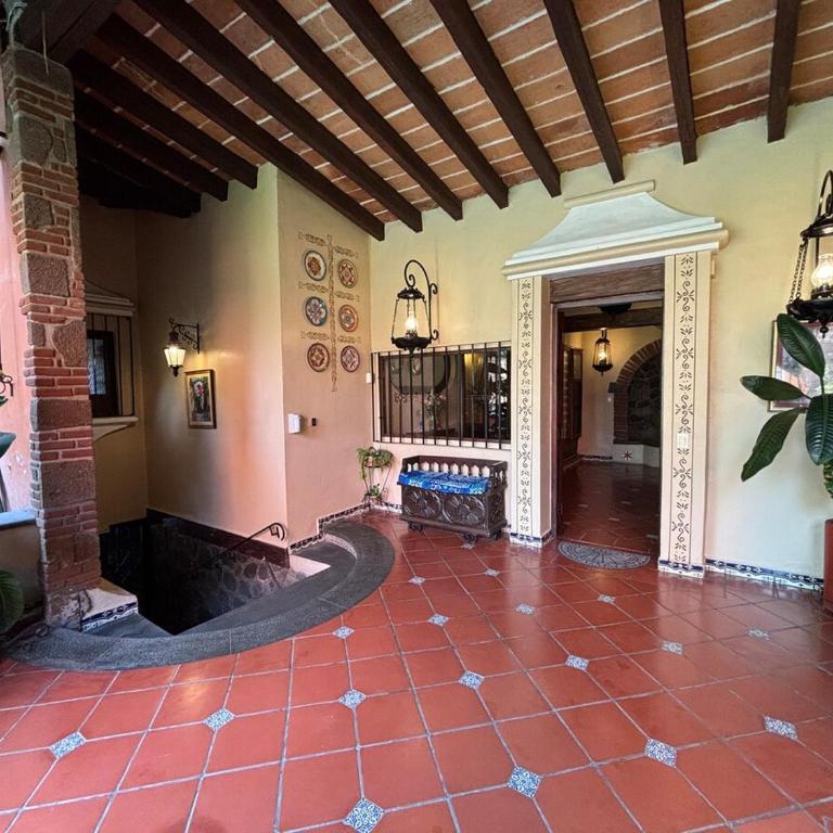 Colonial Mansion - Groups -Pool, Theater, Gym and more - Villa - 80