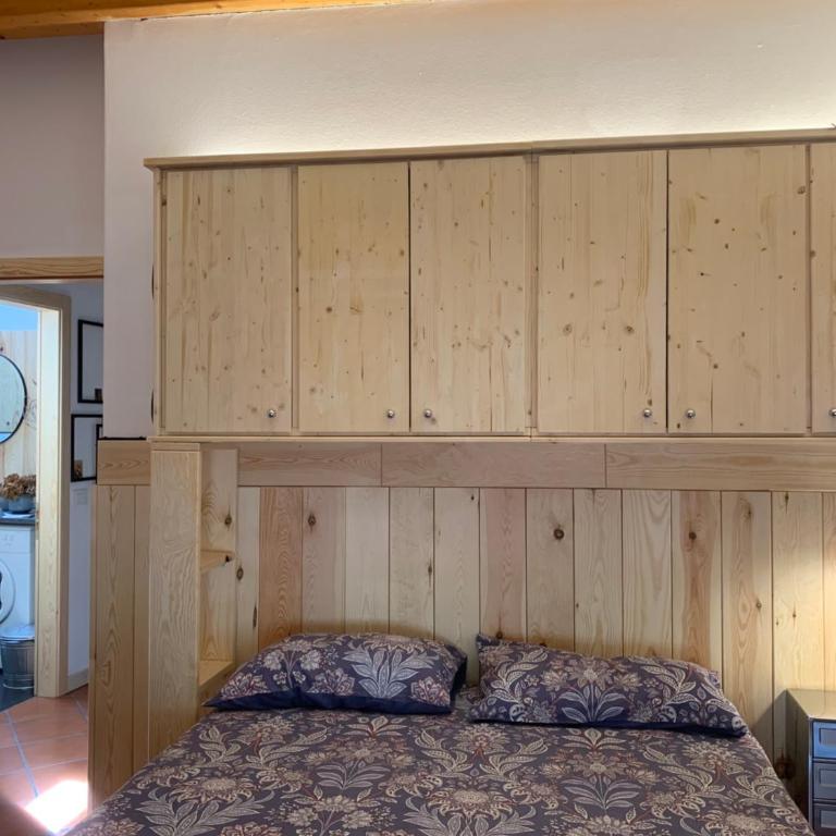 Appartamento Via Segantini Civico 40 - Appartamento con 2 Camere da Letto - 60