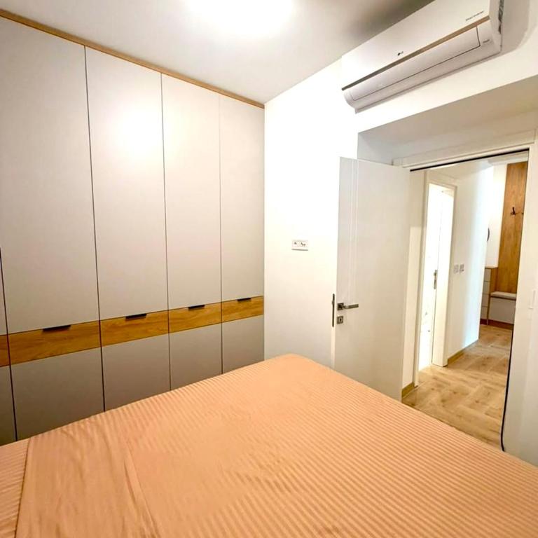 Azure Terrace Residence in Tivat with Sea View - Deluxe Double Room - 27