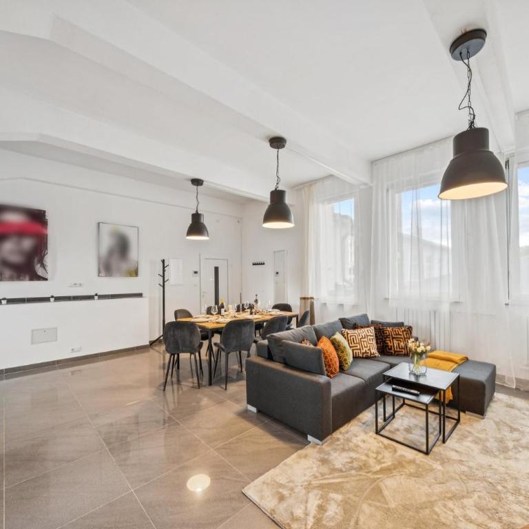 Yello Homes - Lazy Loft - Airport & Messe - 8 Betten - 3 Schlafzimmer - Appartamento con 3 Camere da Letto - 12