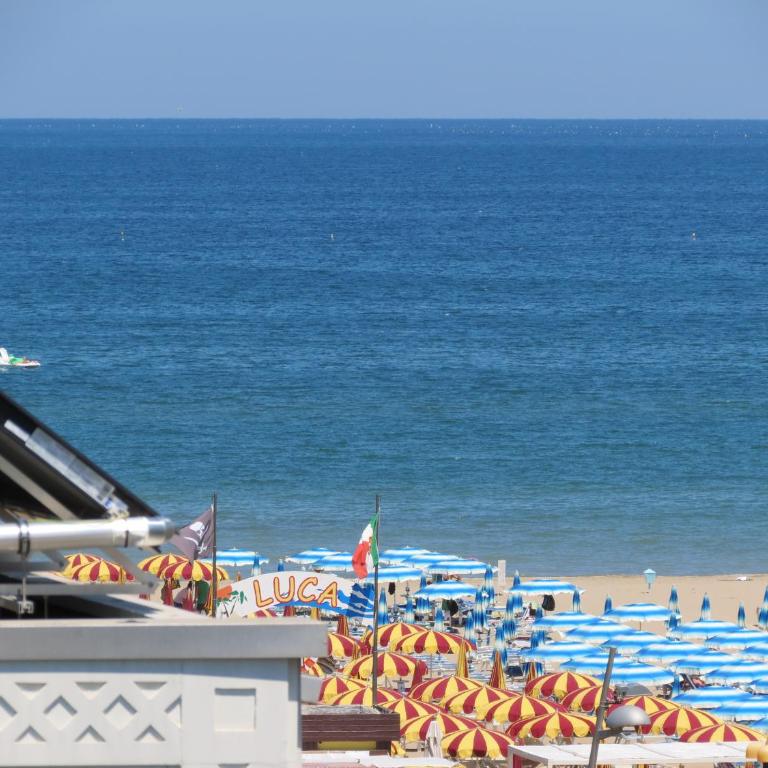 Hotel Gemini - Camera Quadrupla con Vista Mare - 1
