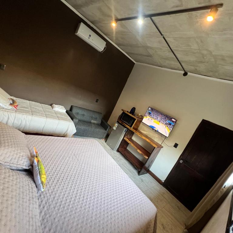Arenas Lodge Hotel - Luxury Triple Room - 6