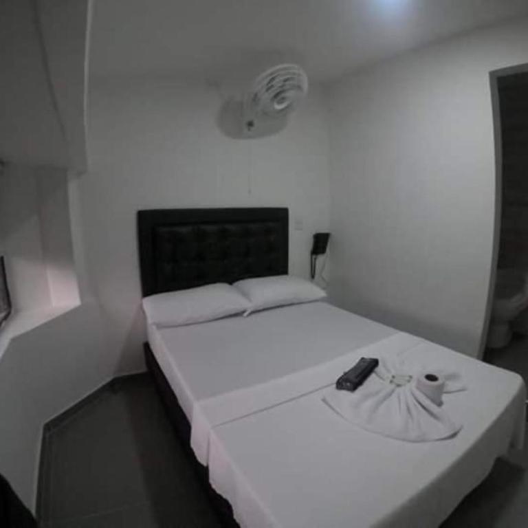Hotel Zona Express San Diego - Superior Double Room - 11