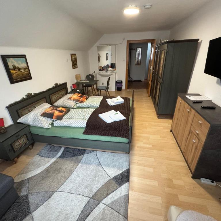 Steinadler Apartments Quiet Location Garden, Private Parking Pet Friendly - Suite 3 Chambres - 3