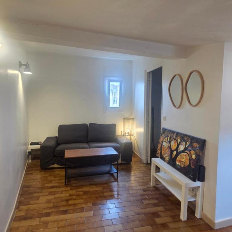 T2 Mansardé Cœur de l'Écusson - Apartamento de 1 dormitorio - 1