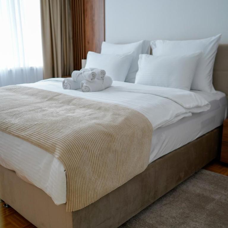 Sweet & Cozy Sarajevo Free Parking - Two-Bedroom Apartment - 44