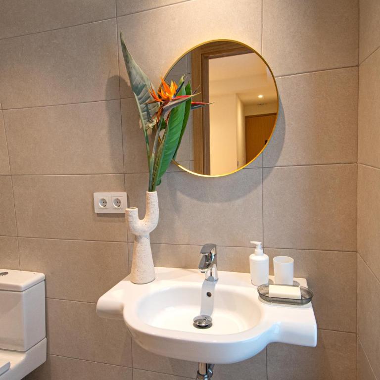 Luz House Marbella Hostal - Chambre Double - 9